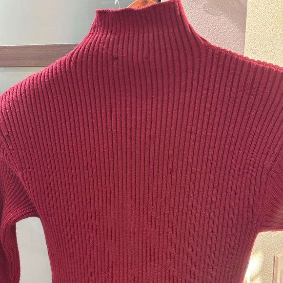 Astr the Label "Gwendolyn" Mock Turtleneck Sweater Dress - Wine Size L - Picture 5 of 9